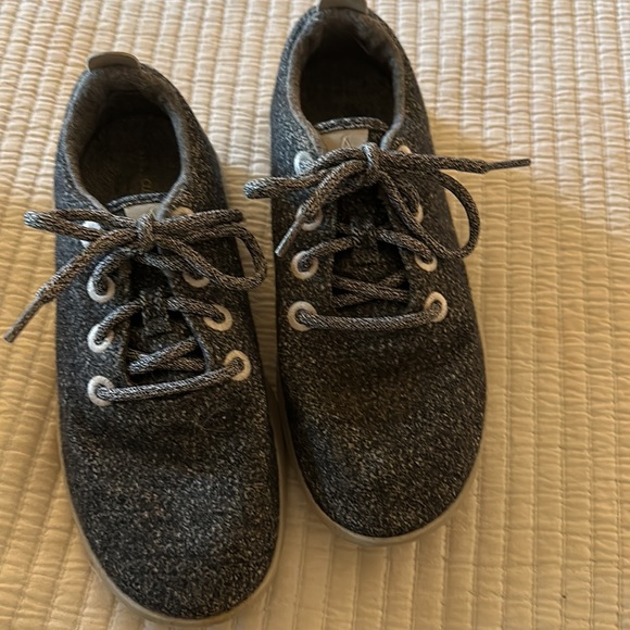 Allbirds gray wool runners sneakers. Women size 8 - Picture 2 of 8